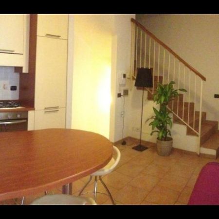 Appartamento Il Pozzo Lecco Exterior photo